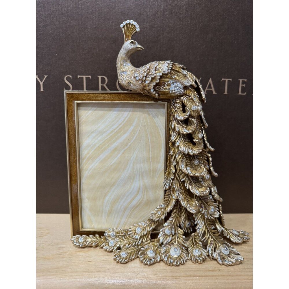 Jay Strongwater  SPF5758-232  Alexi‎ Peacock Figurine 4" x 6" Frame - Golden